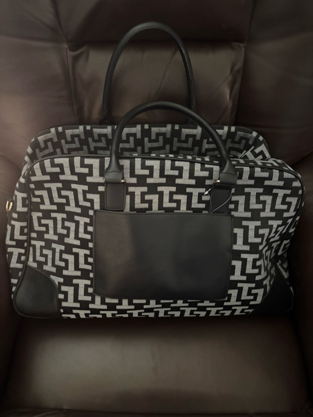 Just Fab Black & White Geometric Weekender